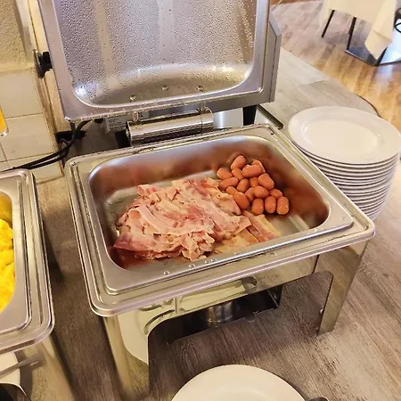 Bacco And Breakfast Hotel 2*