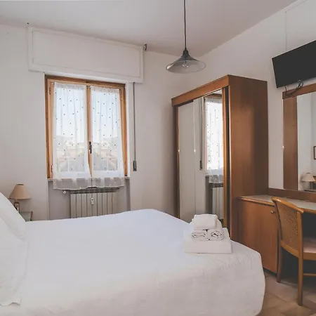 Hotel Bacco And Breakfast Pietra Ligure