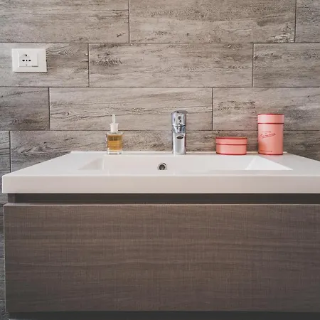 Hotel Bacco And Breakfast 2*