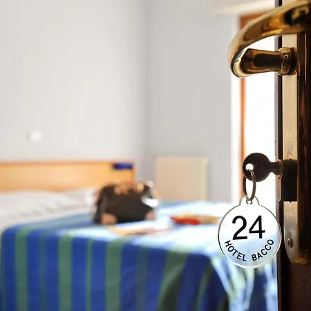 Hotel Bacco And Breakfast Pietra Ligure