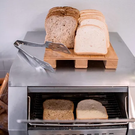 Bacco And Breakfast 2*