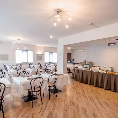 Bacco And Breakfast 2* Pietra Ligure