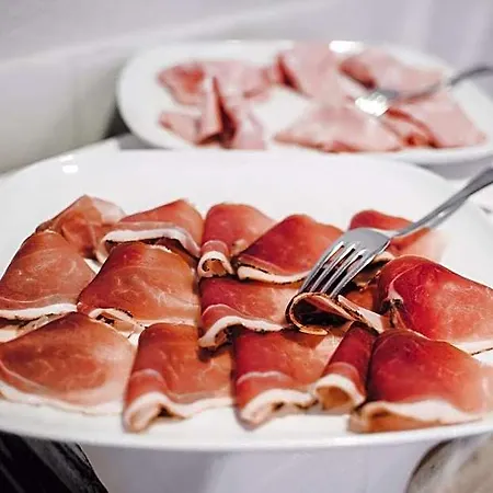 Hotel Bacco And Breakfast 2*