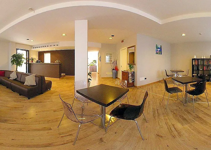 Bacco Rooms&breakfast Pietra Ligure