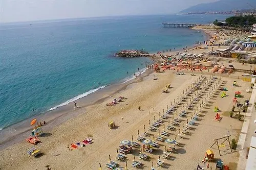 Bacco And Breakfast 2* Pietra Ligure